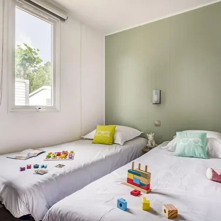 Camping Friends 10p Saint-Aubin-Sur-Mer (Calvados)