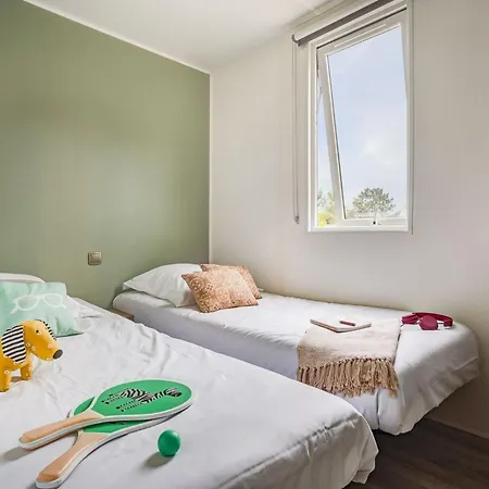 Camping Friends 10p Saint-Aubin-Sur-Mer (Calvados)