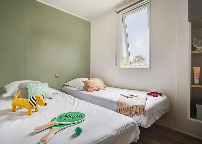 Camping Friends 10p Saint-Aubin-Sur-Mer (Calvados)