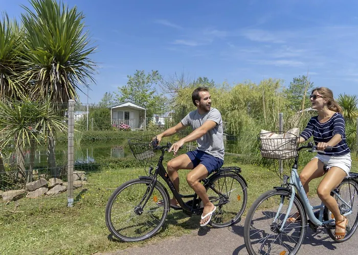 Friends 10p * Saint-Aubin-Sur-Mer (Calvados)